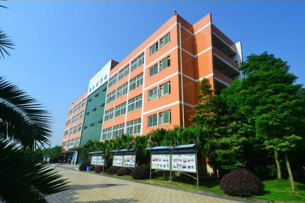 “不愛讀書”也能在成都市鐵路運輸學校擁有未來
