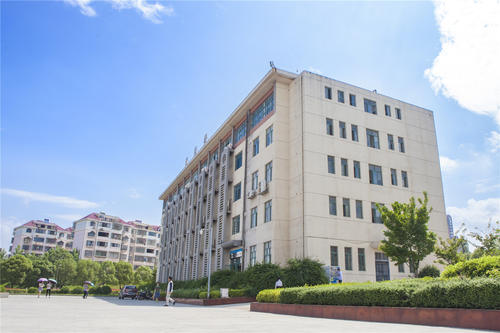 四川財經職業學院