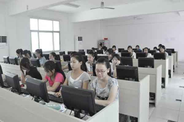 在技校學什么專業好