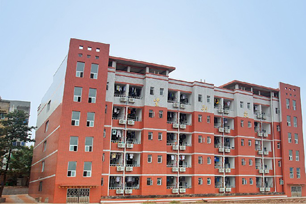 四川省瀘縣建筑職業(yè)中專學(xué)校