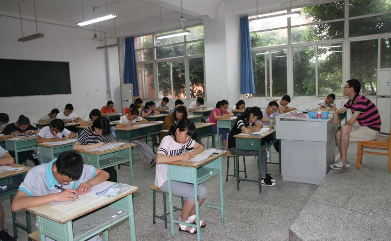 仁壽華達(dá)學(xué)校到底是職中還是高中